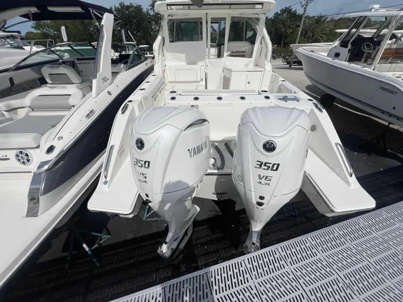 Slide: The Image of 2025 Pursuit 326 Dc - Image 5 - 5