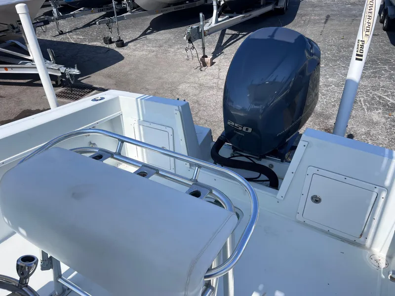 Slide: The Image of Contender 21 Open boat with 2014 Yamaha 250 engine, 82 hours, rear view. - 26