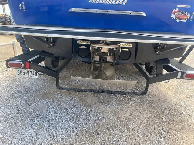 Slide: The Image of Malibu Wakesetter 22 MXZ 2012 - 7