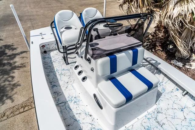 Slide: The Image of Majek 22 XTREME 2025 - 11