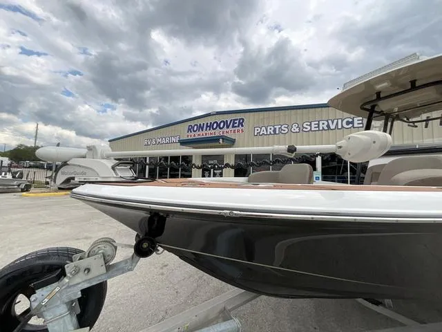Slide: The Image of 2020 Crevalle 260HCO boat at Ron Hoover RV & Marine Center, cloudy sky background. - 32