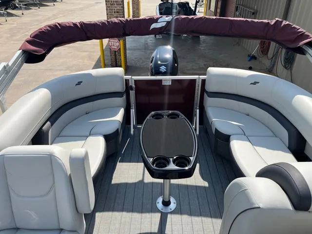 Slide: The Image of Starcraft EX 20 R 2025 - 19