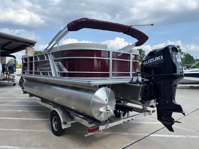 Slide: The Image of Starcraft EX 20 R 2025 - 5