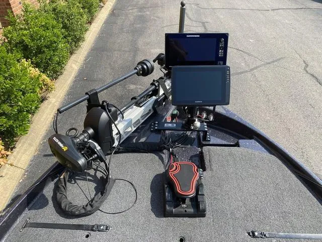 Slide: The Image of Bass Cat Jaguar STS 2023 - 13