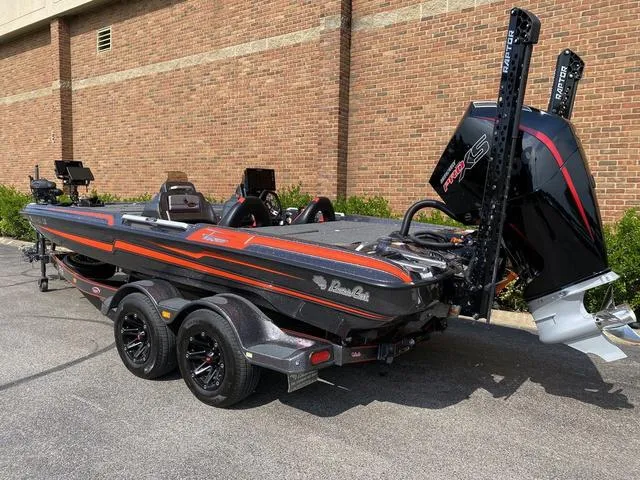 Slide: The Image of Bass Cat Jaguar STS 2023 - 6