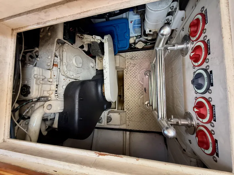 Slide: The Image of Engine compartment of 2006 Mast & Mallet Thomas Point 40 boat, featuring control panel and components. - 41