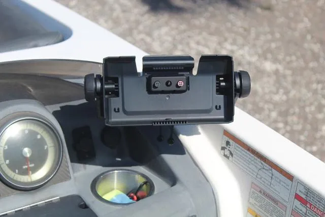 Slide: The Image of Bayliner 210 Deck Boat 2018 - 18