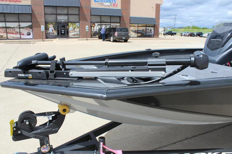 Slide: The Image of 2025 Tracker Pro Team 175 Crappie Edition boat with Minn Kota trolling motor. - 9