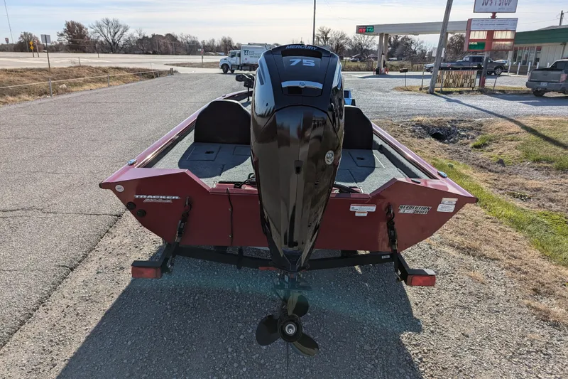 Slide: The Image of 2025 Tracker Pro Team 175 boat with Mercury 75 engine on a trailer. - 63