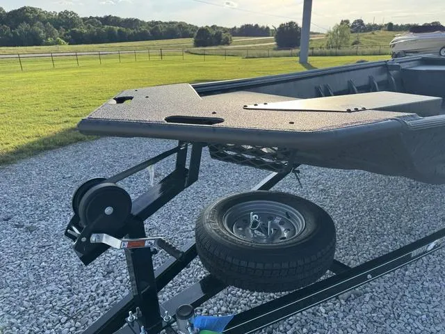 Slide: The Image of War Eagle 648 Ldv 2025 - 5