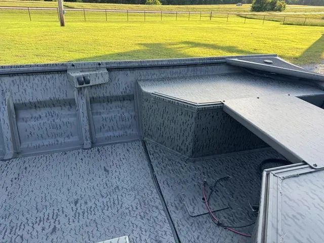 Slide: The Image of War Eagle 648 Ldv 2025 - 7