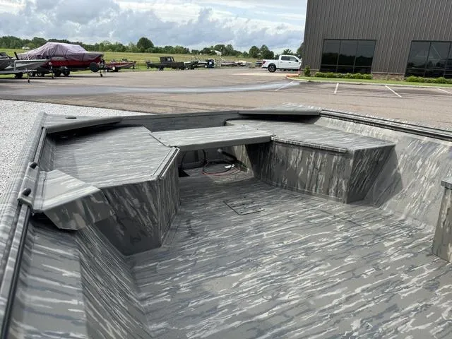 Slide: The Image of War Eagle 1754 Ldv 2025 - 6