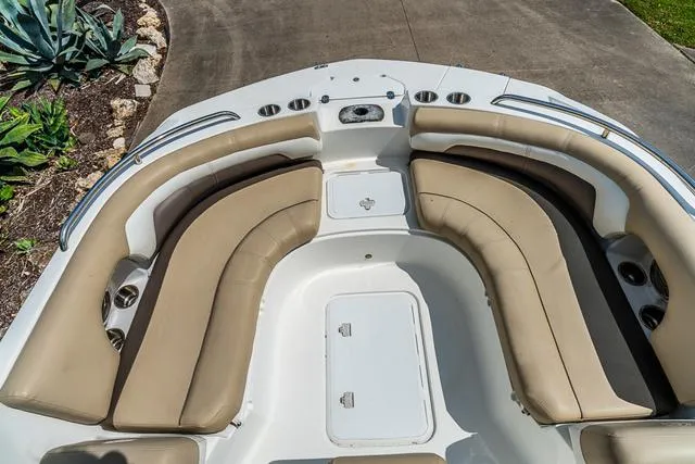 Slide: The Image of Hurricane CC19 2016 - 13