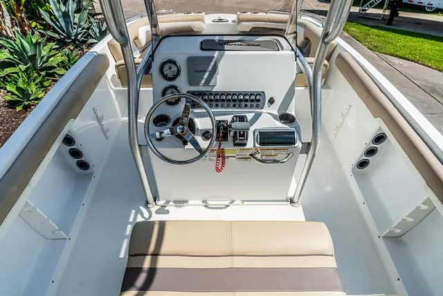 Slide: The Image of Hurricane CC19 2016 - 5