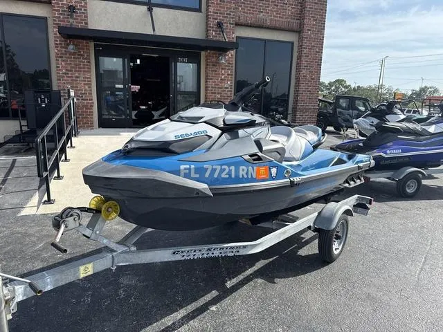 Slide: The Image of Sea-Doo GTX 2018 - 3