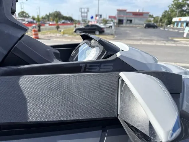 Slide: The Image of Sea-Doo GTX 2018 - 7