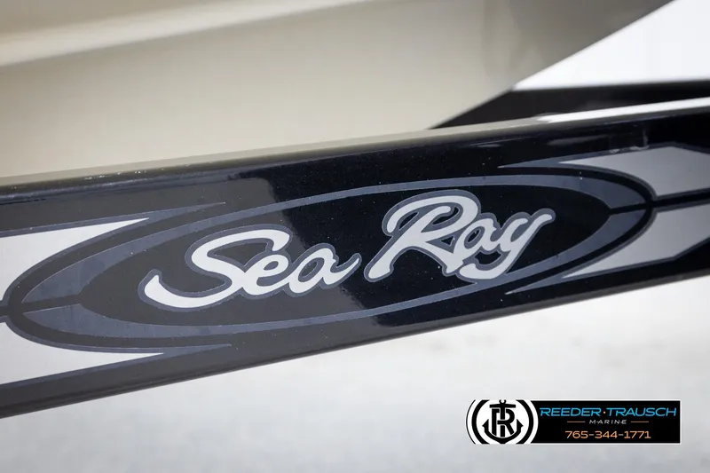 Slide: The Image of Sea Ray 185 Sport 2011 - 51