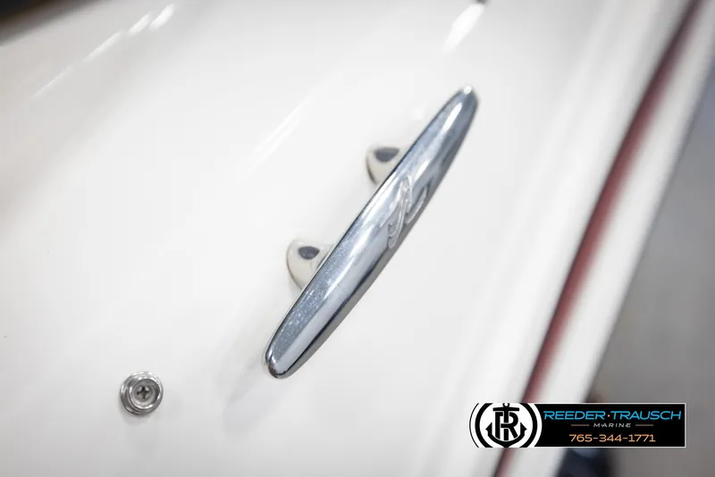 Slide: The Image of Sea Ray 185 Sport 2011 - 55