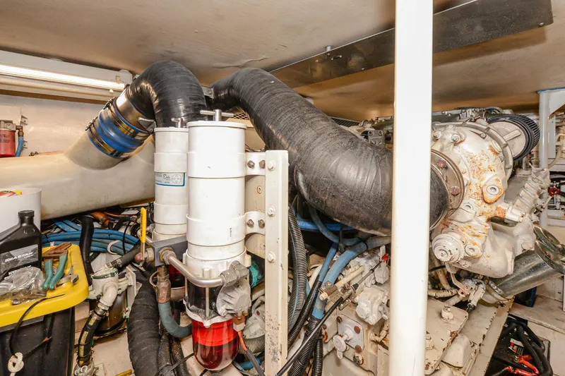 Slide: The Image of Viking 55 Convertible 1999 - 63