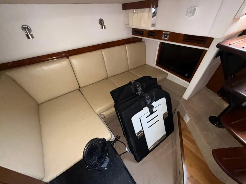 Slide: The Image of Sea Ray 390 Sundancer 2011 - 12