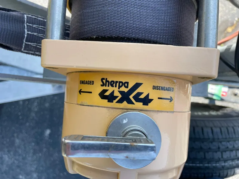 Slide: The Image of Sherpa 4x4 winch mechanism on Chaparral 307 SSX, 2017 model. - 29