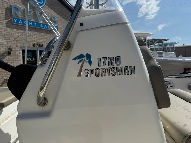 Slide: The Image of 2023 Key West 1720 Center Console boat at yacht sales dealership. - 15