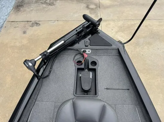 Slide: The Image of 2021 Tracker PRO TEAM 175 TWX boat deck with trolling motor and seat. - 3