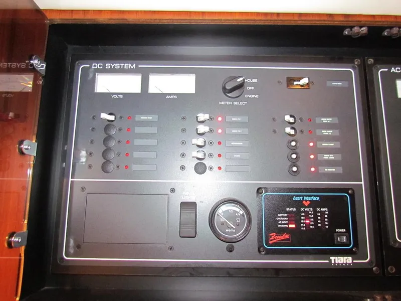 Slide: The Image of Tiara 3500 Open 1999 - 54