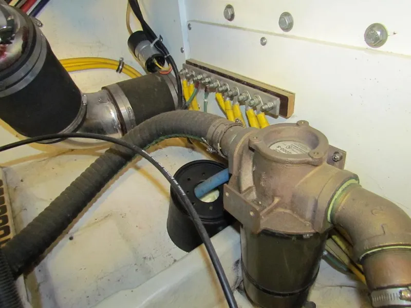 Slide: The Image of Tiara 3500 Open 1999 - 79