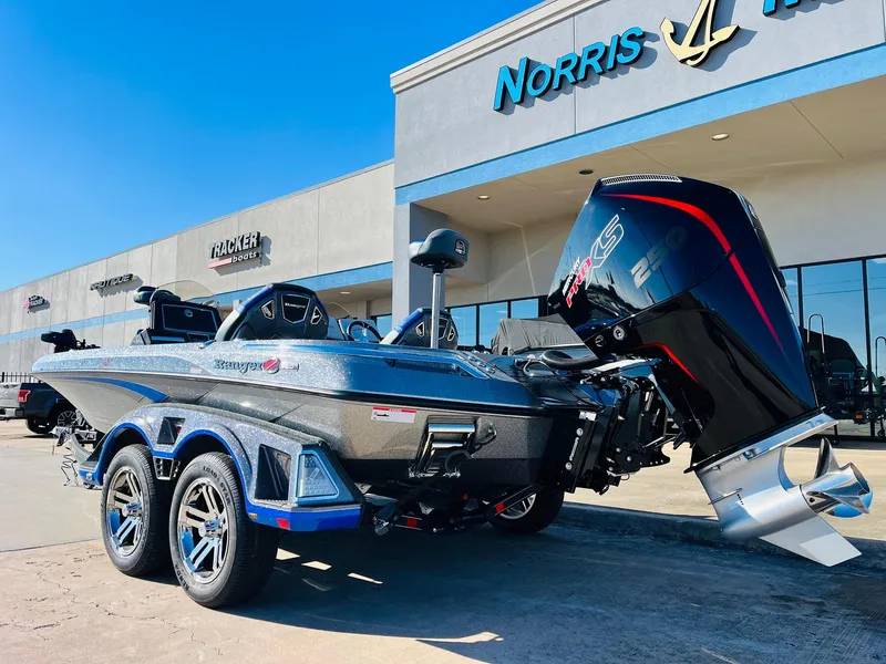 Slide: The Image of 2025 Ranger Z520R Cup-Equipped boat displayed outside Norris dealership. - 6