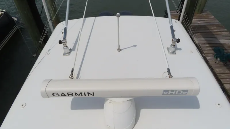 Slide: The Image of Top view of a 2013 Jupiter 34 boat with Garmin xHD2 radar. - 21