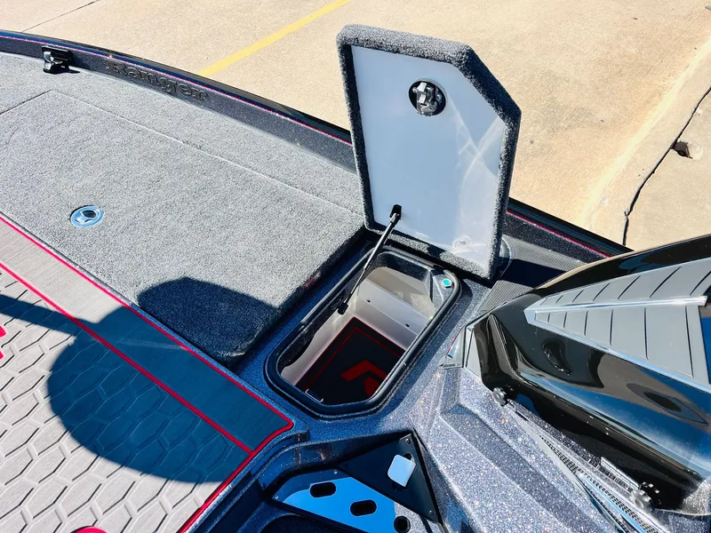 Slide: The Image of 2025 Ranger Z520R Cup-Equipped boat with open storage compartment on deck. - 23