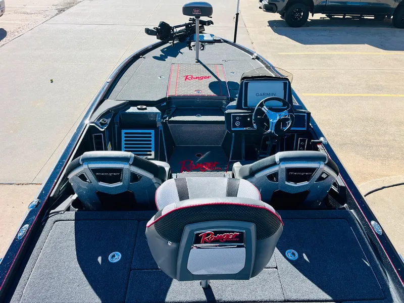 Slide: The Image of 2025 Ranger Z520R Cup-Equipped boat interior with Garmin system and dual seats. - 9
