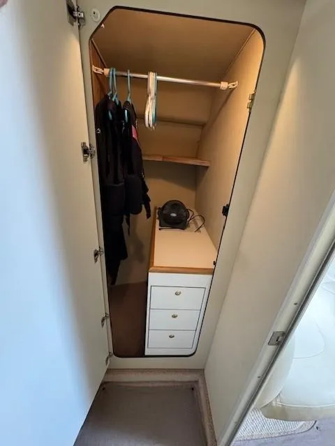 Slide: The Image of Sea Ray 400 Sundancer 1998 - 55