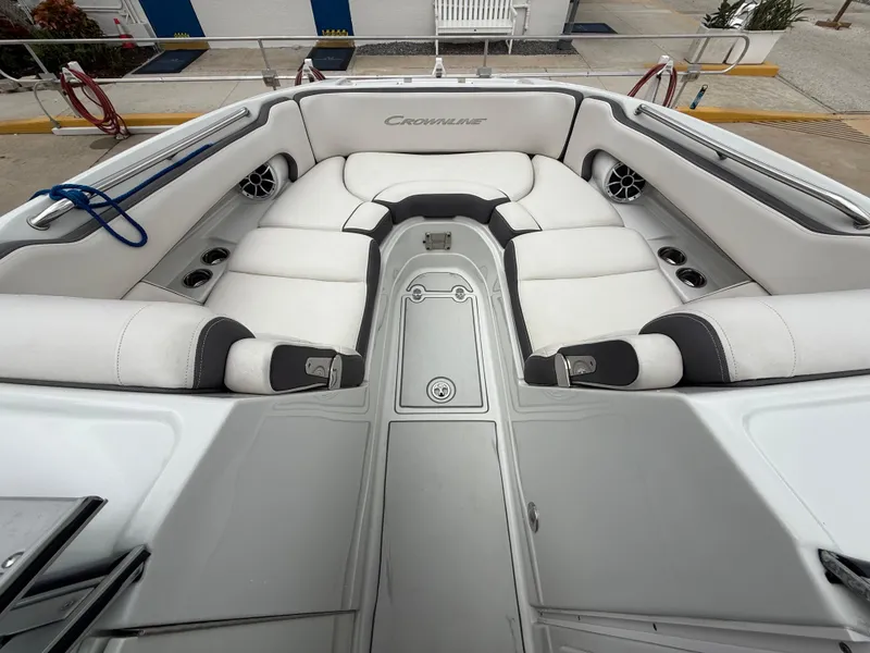 Slide: The Image of Crownline Boats Eclipse E255 XS 2019 - 50