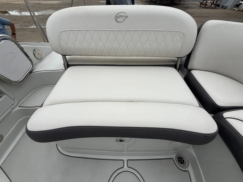 Slide: The Image of Crownline Boats Eclipse E255 XS 2019 - 72