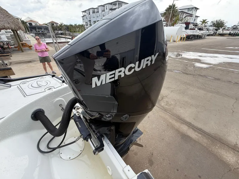 Slide: The Image of Crownline Boats Eclipse E255 XS 2019 - 80