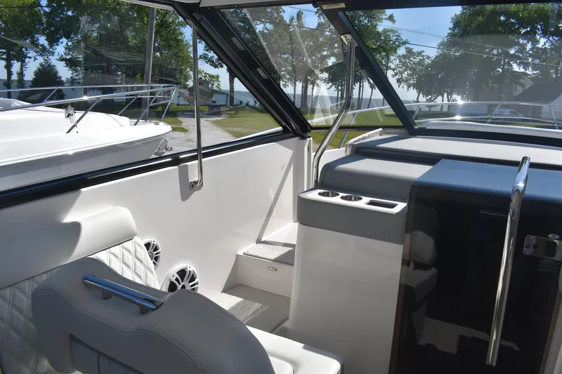 Slide: The Image of Regal 36 XO 2023 - 54