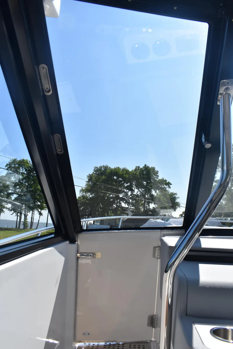 Slide: The Image of Regal 36 XO 2023 - 57