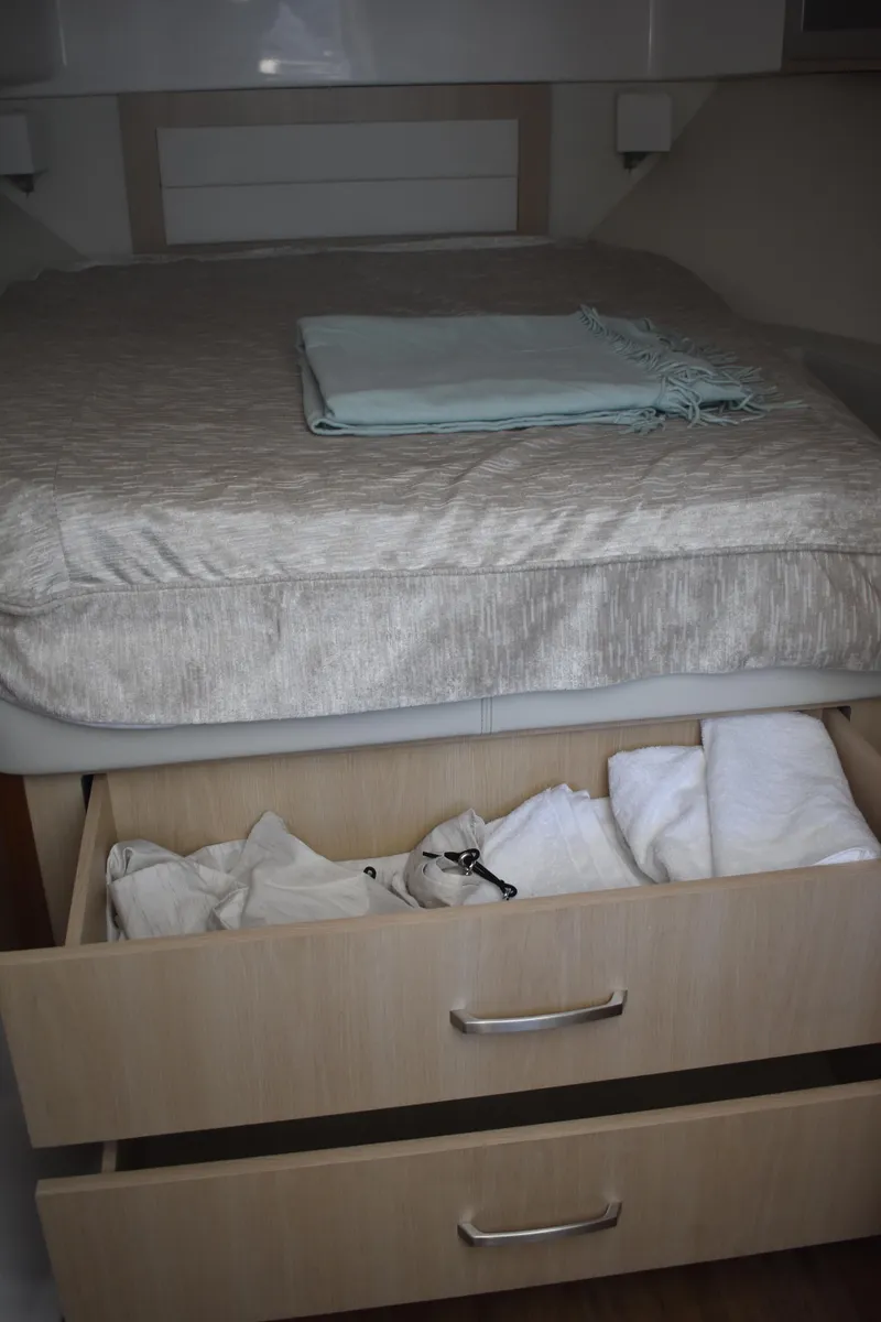 Slide: The Image of Regal 36 XO 2023 - 88