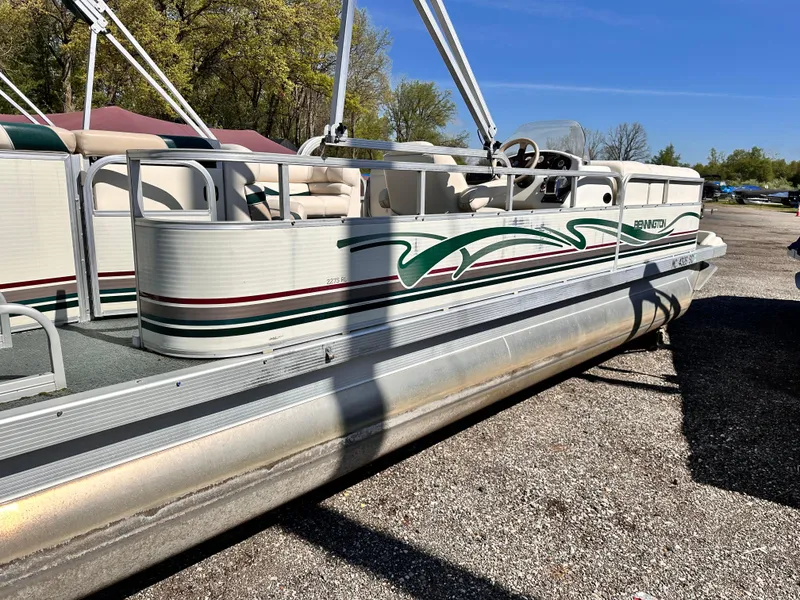 Slide: The Image of Bennington 2250 Pontoon 2000 - 9