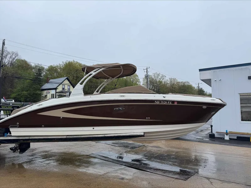 Slide: The Image of Sea Ray SDX 270 2017 - 5