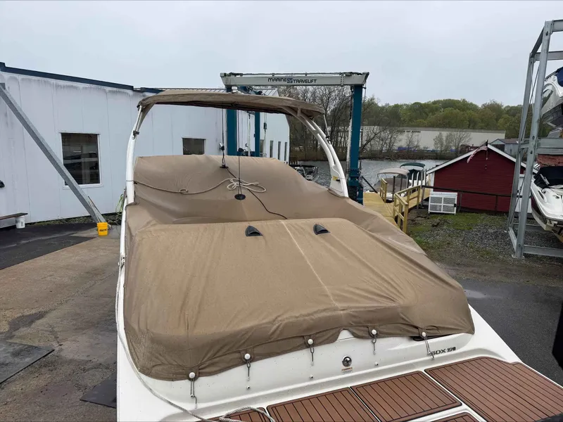 Slide: The Image of Sea Ray SDX 270 2017 - 7