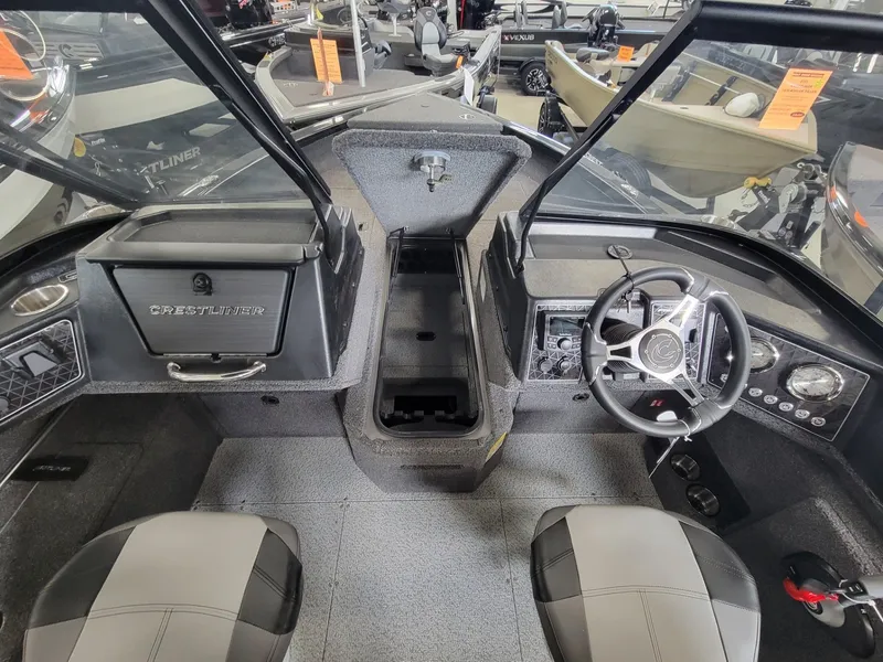 Slide: The Image of Crestliner 1750 Fish Hawk WT 2025 - 5