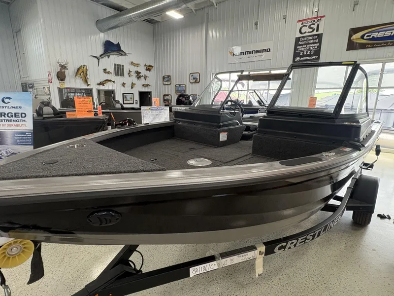 Slide: The Image of Crestliner 1850 Fish Hawk WT 2025 - 5