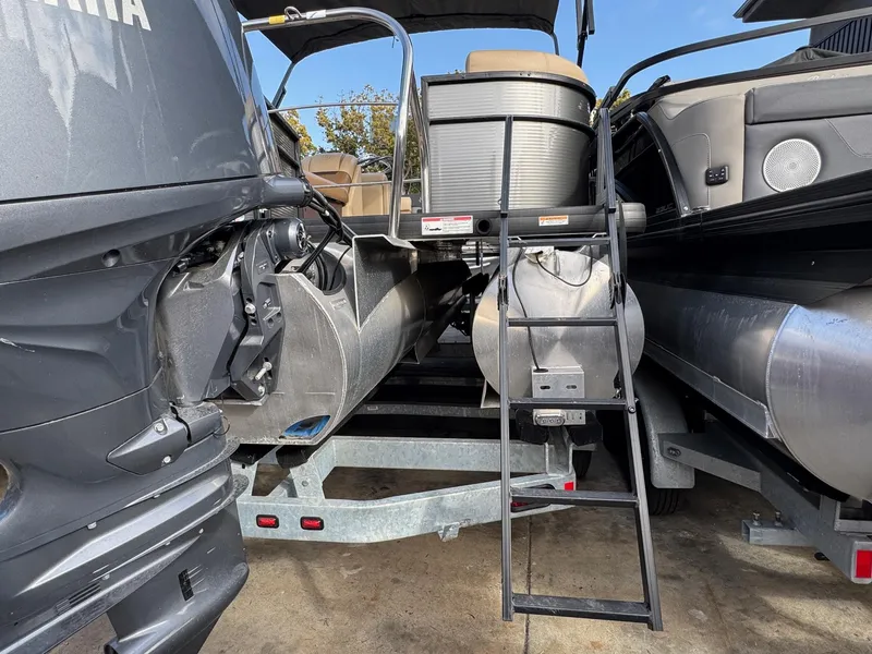 Slide: The Image of 2023 Godfrey SWEETWATER 2286 SB pontoon boat with Yamaha engine, rear view. - 43