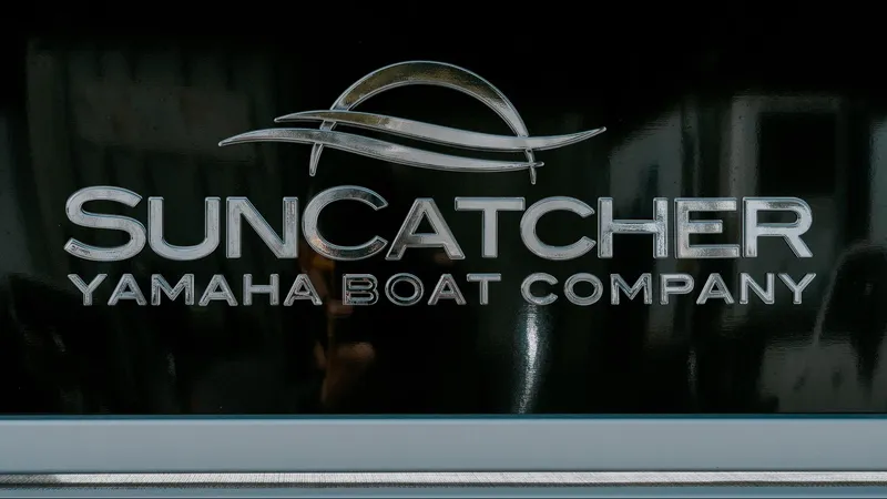 Slide: The Image of 2025 G3 SunCatcher Select 20 Cruise logo by Yamaha Boat Company. - 13