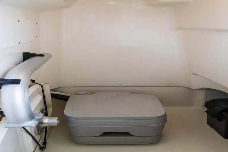 Slide: The Image of 2023-Boston-Whaler-210-Montauk-MarineMax - 44