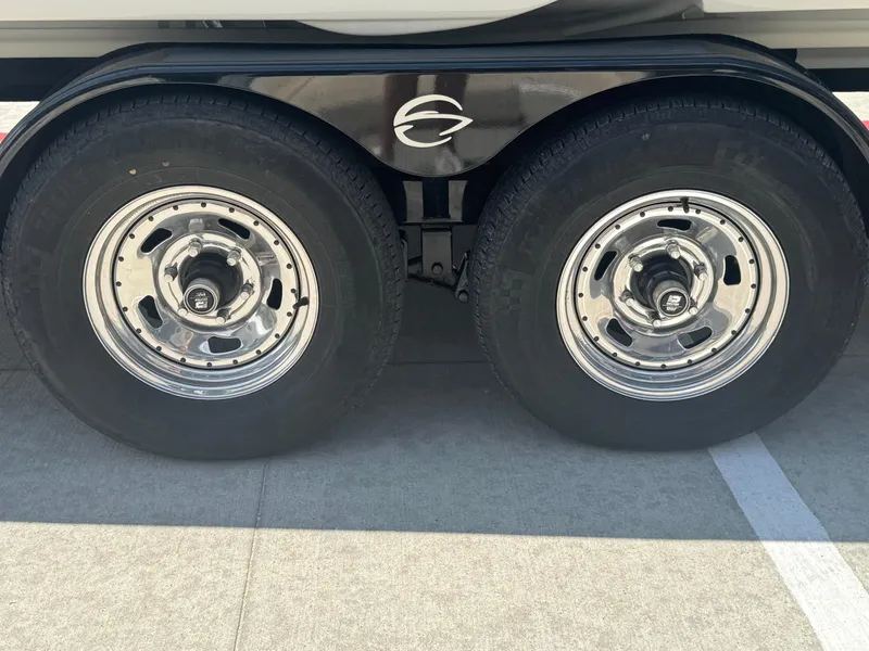 Slide: The Image of Crownline Boats 265 SS 2020 - 13