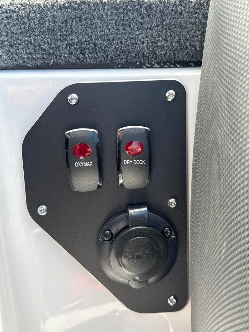 Slide: The Image of Skeeter ZXR19 2025 - 16